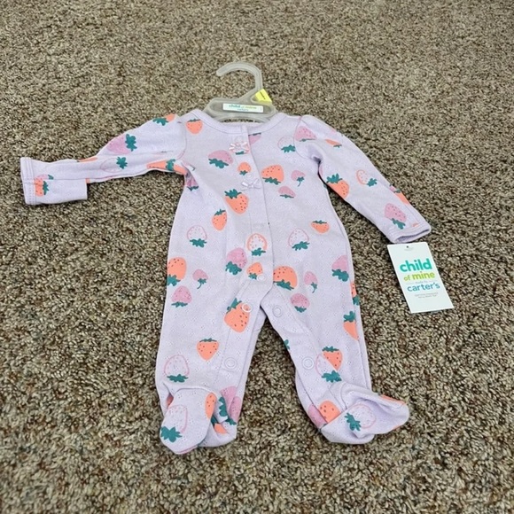 Other - Carters preemie girl sleeper
Preemie